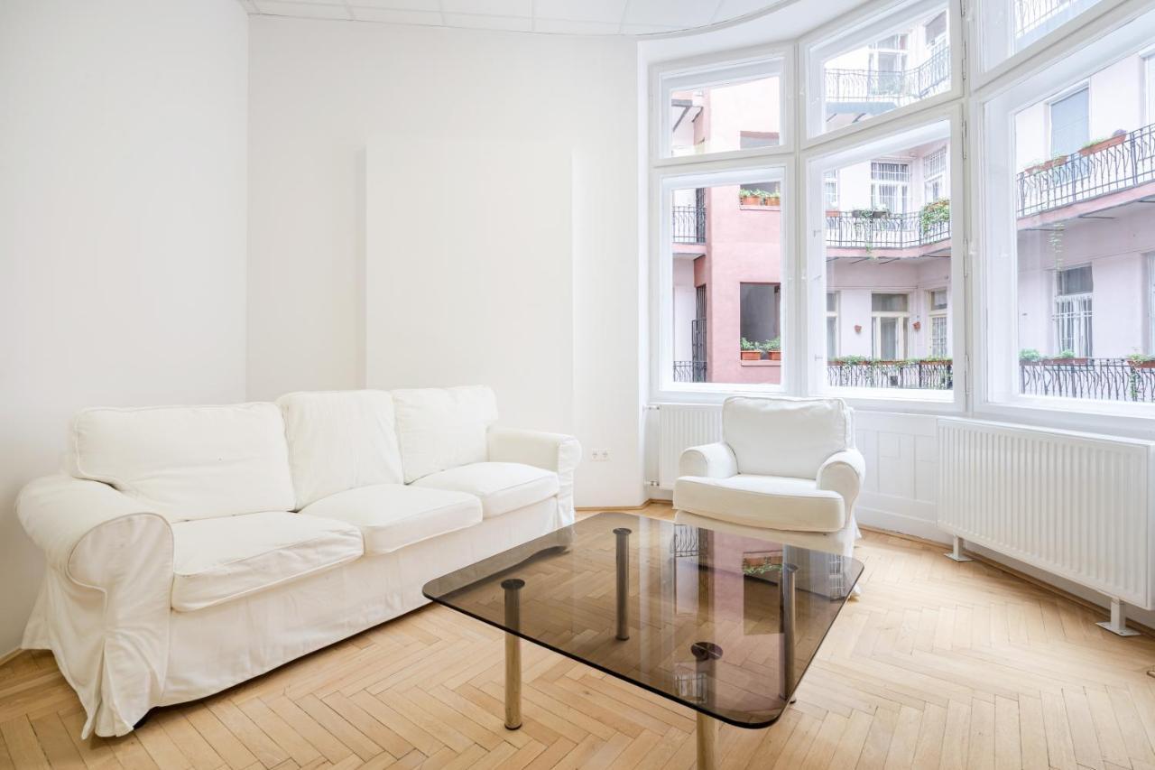 Hg Apartments Boedapest Buitenkant foto